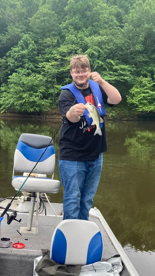 Read more about the article Matthew Henderson Morgantown, KY Obituary,24yrs passed away unexpectedly